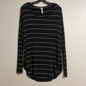 J.O & CO Striped Long Sleeve Top Size M
